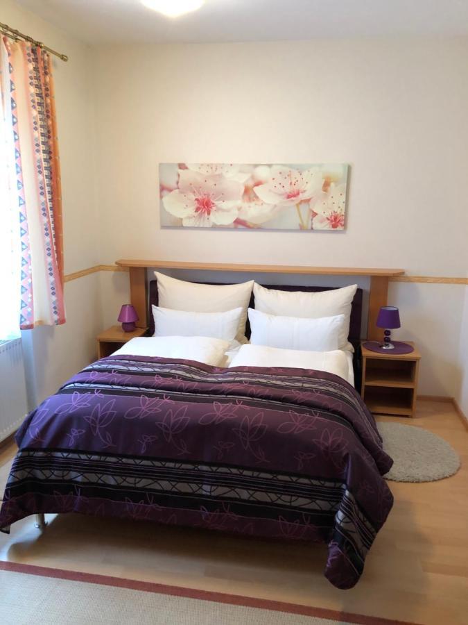 Haus Camelia Bed & Breakfast Bad Tatzmannsdorf Exterior photo