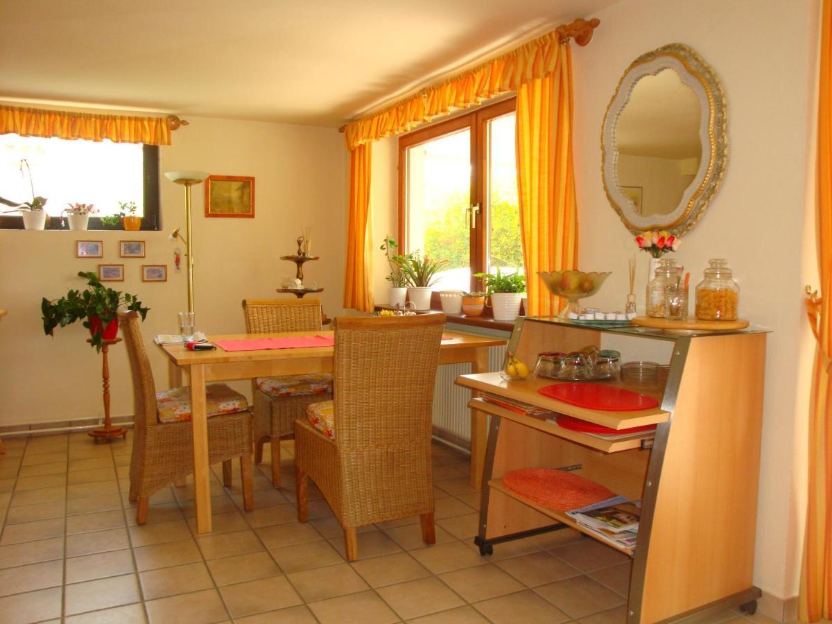 Haus Camelia Bed & Breakfast Bad Tatzmannsdorf Exterior photo